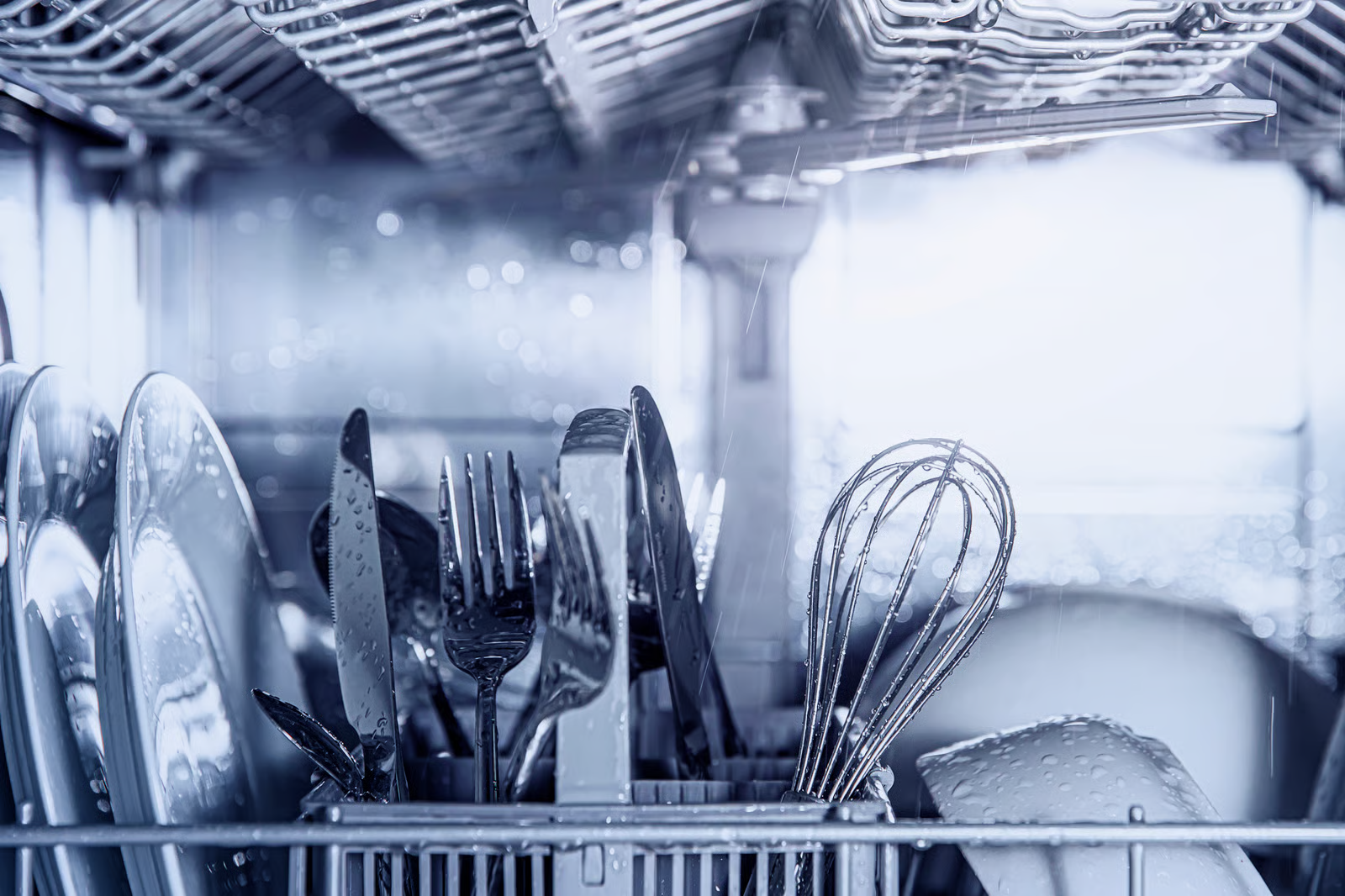 Commercial dishwasher rental solution for restaurants and foodservice kitchens in Malaysia.